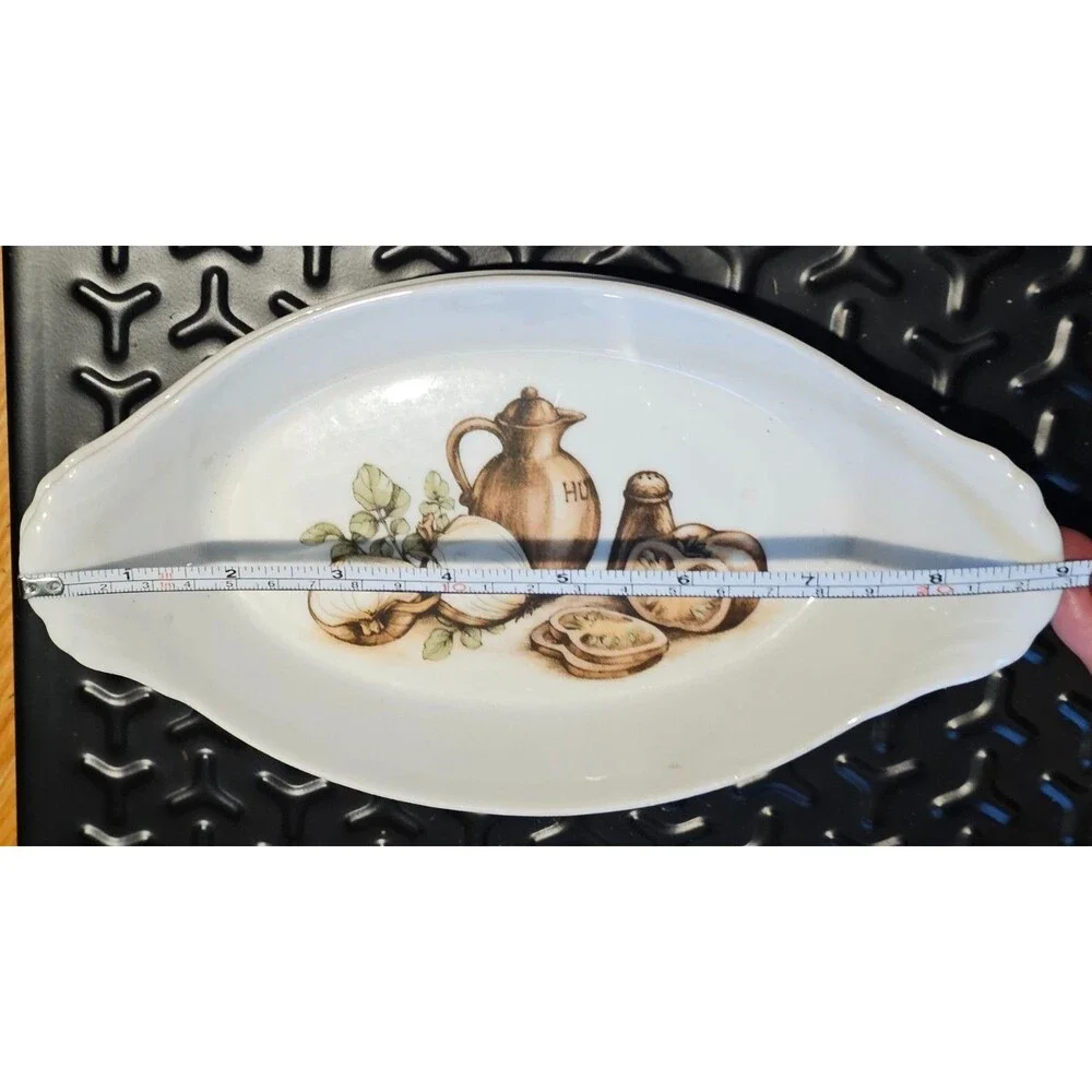 2 Pillivuyt French porcelain gratin dishes, Country 